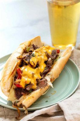  Philly Cheesesteak - En krispig och oväntad fusion av ost och nötkött på ett luftigt baguettebröd!